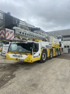 Intervention moteur sur grue mobile Liebherr